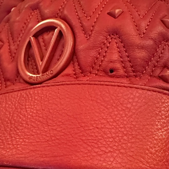 Valentino Red Quilted Drawstring Bucket Bag with Chain Strap - Picture 5 of 8